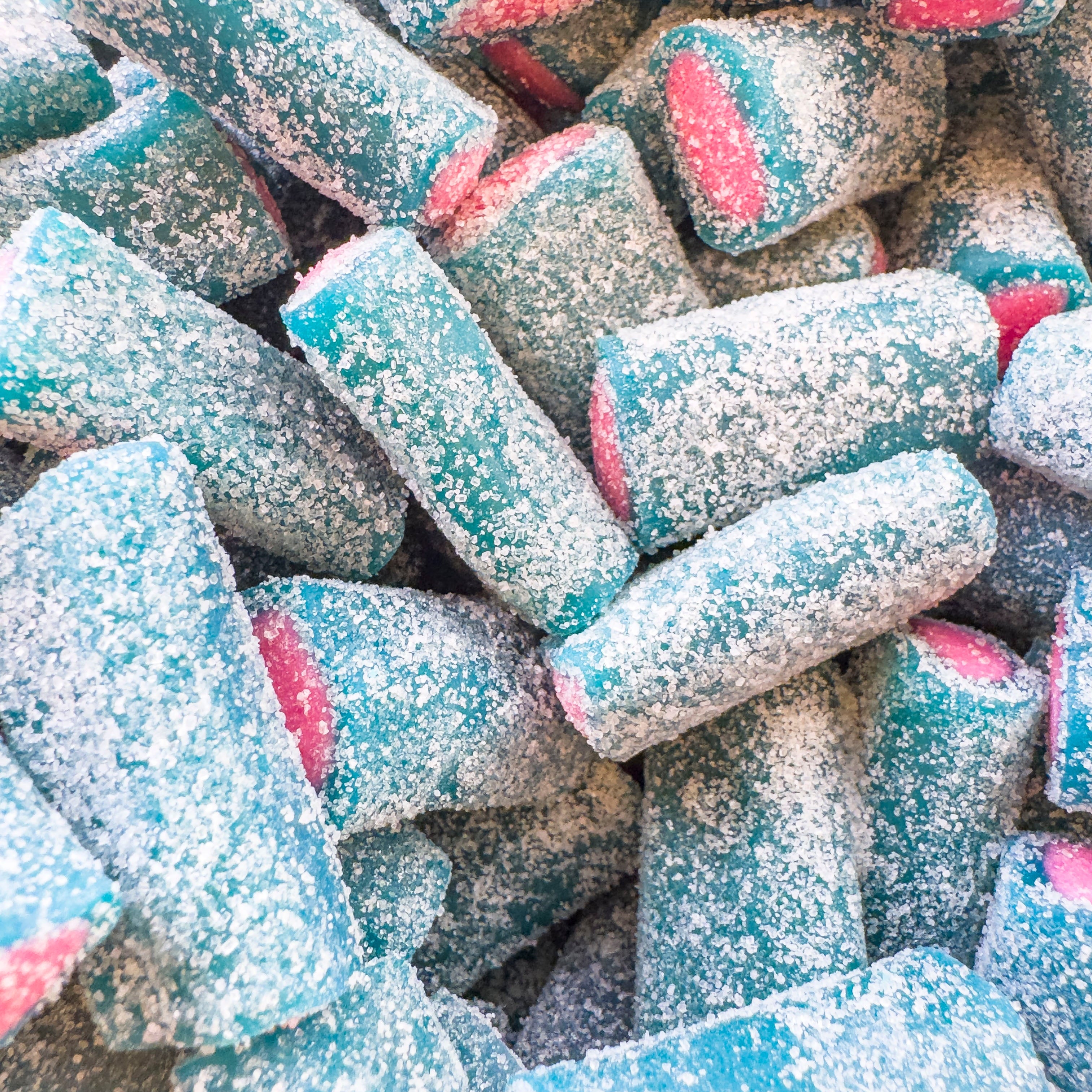 Sour Fizzy Raspberry & Strawberry Rambo – Giddy Candy